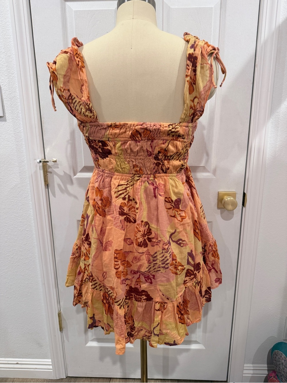 BNWOT Free People Floral Print Smocked Bodice Mini Dress in Orange - L - Picture 7 of 16